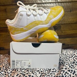 Jordan 11 Retro Low - White and Yellow